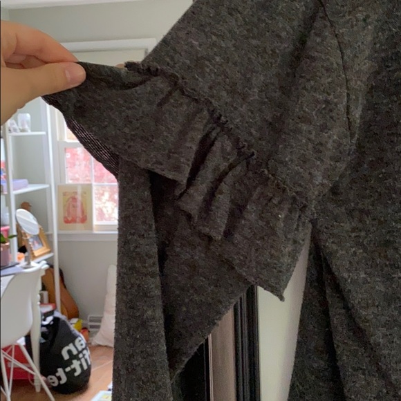 Grey sweater - Picture 2 of 4